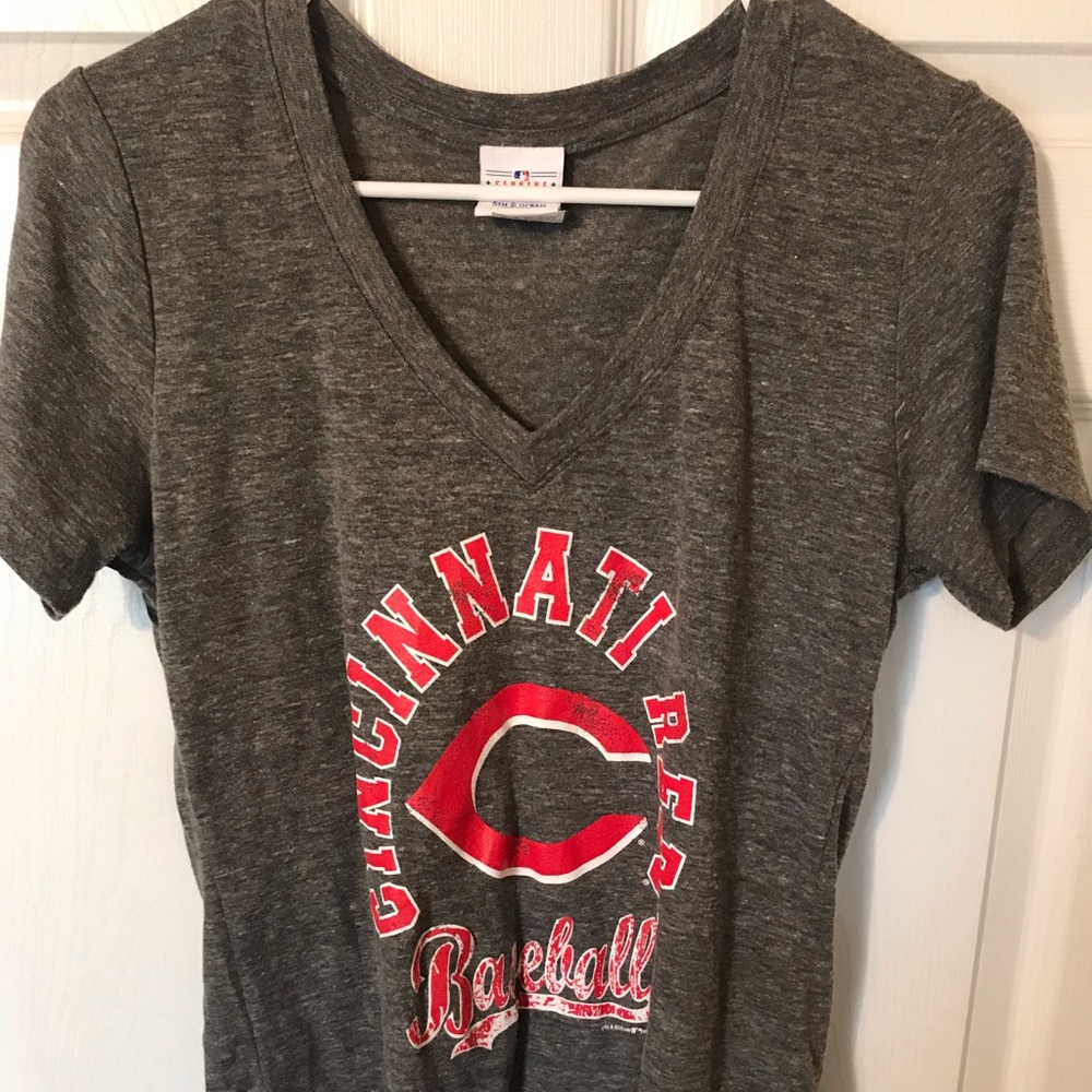 Cincinnati Reds - Picture 1 of 4